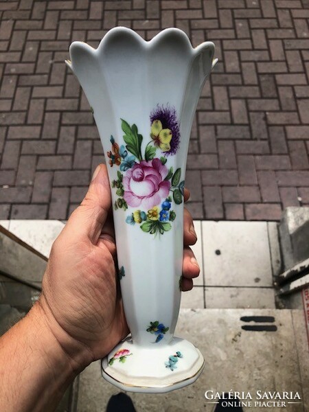 Herend porcelain vase with an antique flower pattern, height 24 cm.