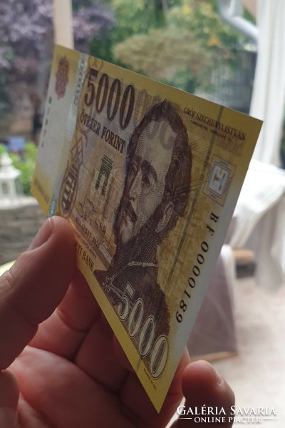 2020. évi 5.000,- forintos mintabankjegy 2 db sorszámkövető UNC BF0000188-189