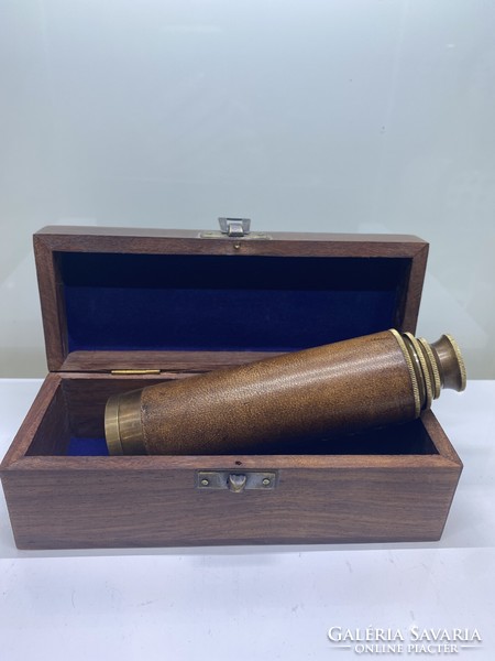 Wood-copper box telescope