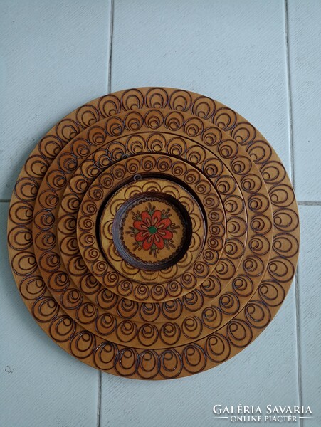 Wooden wall plate set of 5