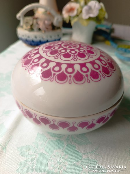 Alföldi porcelain bonbonier (diameter 12 cm)