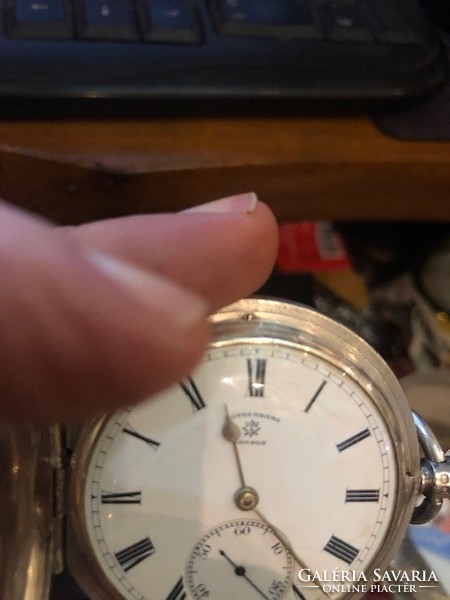 Rotherhams London silver pocket watch from 1905 in working condition.