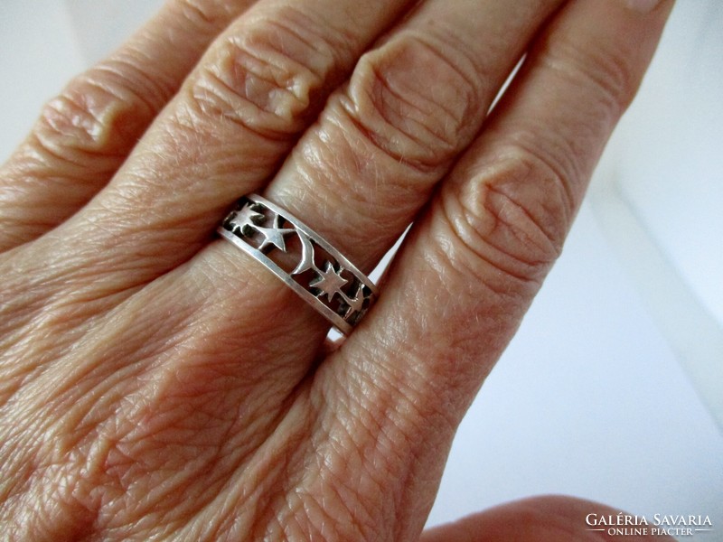 Szép mintával ezüst  karika gyűrű