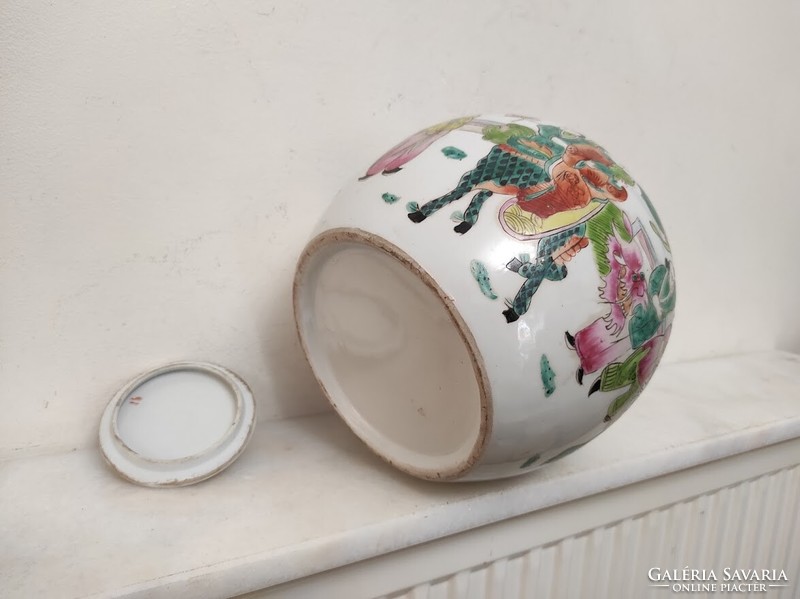 Antik kínai porcelán tojás alakú sokalakos színes fedeles urna váza életkép jelenettel 155 5611