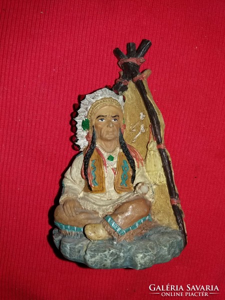 North American Indian chief with tent background biscuit figure - hand painted - according to pictures 13 x 9 cm