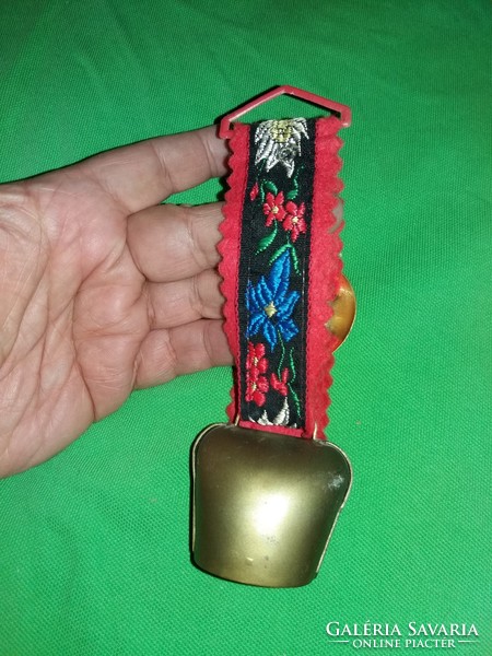 Antique folk artist copper buckle wall decoration with embroidered woven hand-painted copper column as shown in the pictures 17 cm