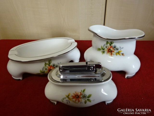 Polish porcelain smoking set, three pieces. Jokai.