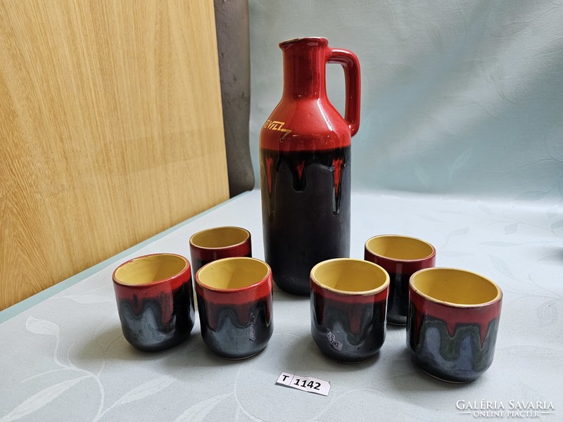 T1142 Tófej italos szett Ferrovill piros-fekete 24 és 6,5 cm