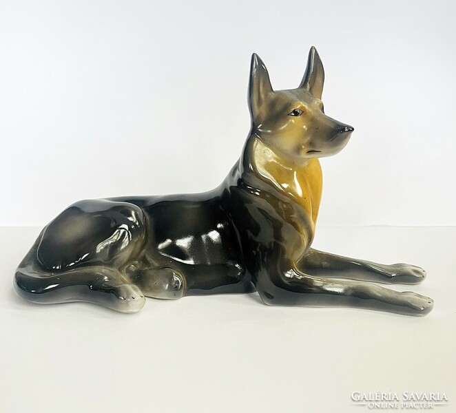 Hollóházi porcelán németjuhász kutya