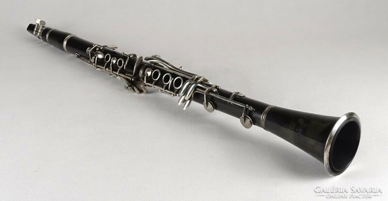 1O553 Gyönyörű ezüstözött Lark klarinét dobozában