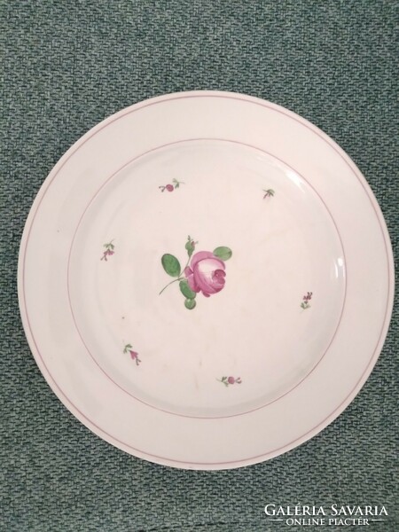 Antique Viennese Altwien marked porcelain serving plate, hand-painted with Viennese rose pattern