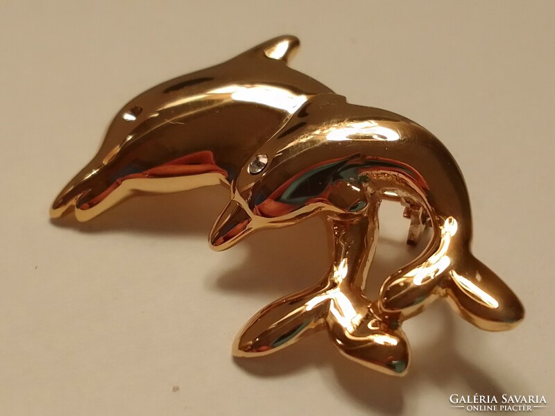 Gold-plated fashion jewelry dolphin pair pin