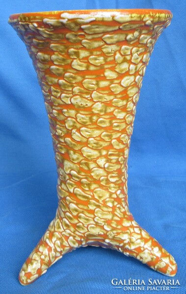 Gorka kerámia váza, jelzett, 16.8 cm magas