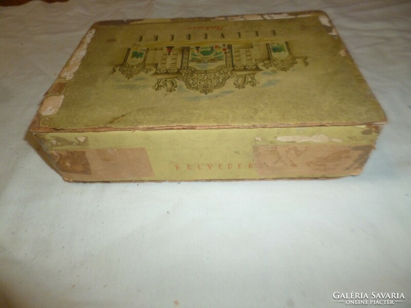Old Stühmer chocolate bonbon box