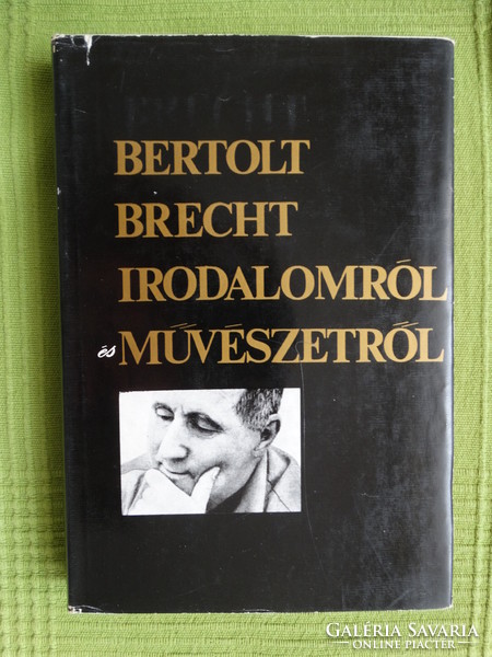 Bertolt Brecht: on literature and art