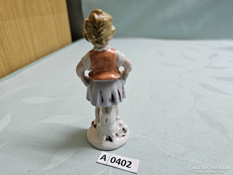 A0402 GDR gombaszedő lány 13 cm