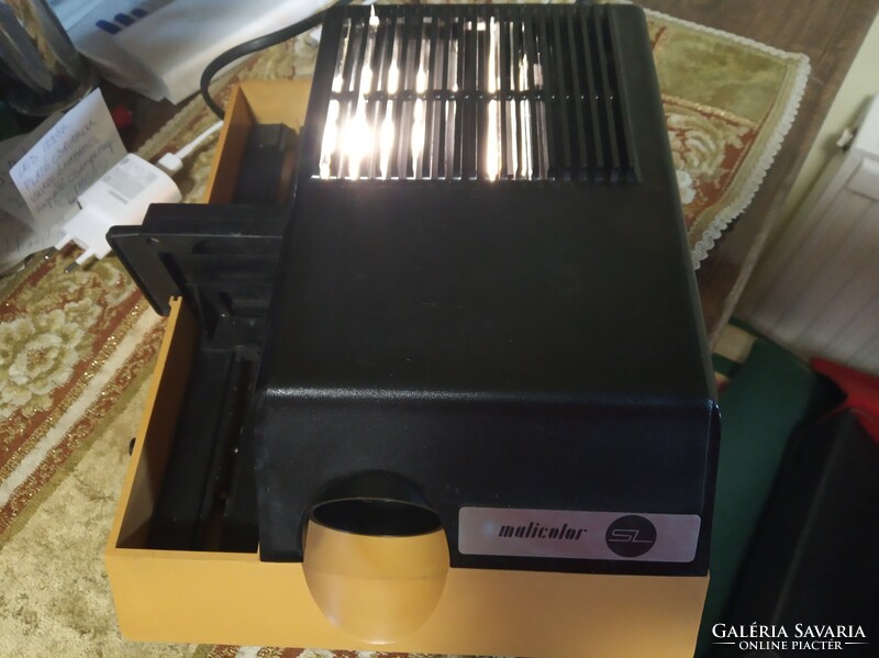 Malicolor slide viewer, projector, with original papers