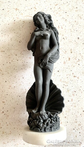 Vénusz születése szobor márvány talpon