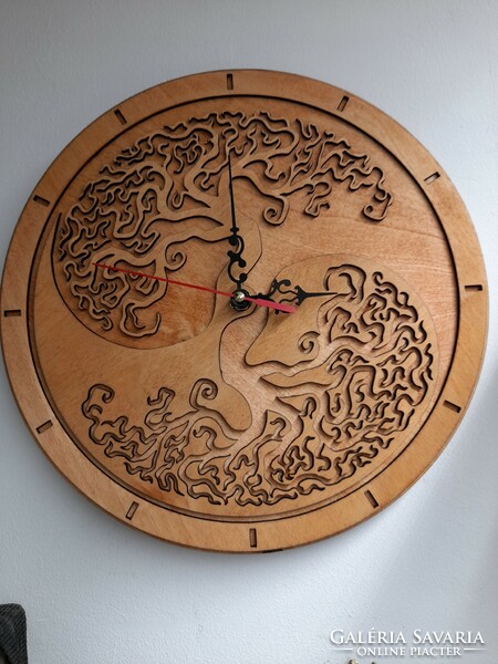 Life tree wall clock