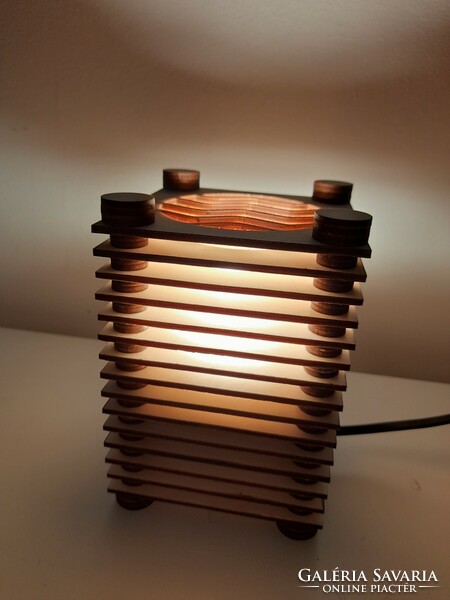 Modern wooden table lamp