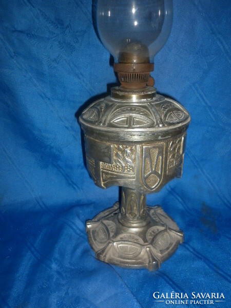 Antik nagyméretű fém asztali szecessziós petróleum lámpa
