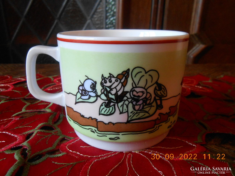 Mug with Zsolnay's fairy tale pattern