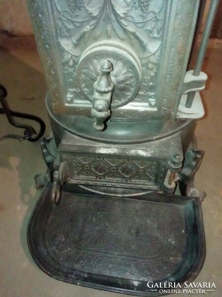 Frieland cast iron stove with wrought iron ashtray set embers tongs stove pipe piece