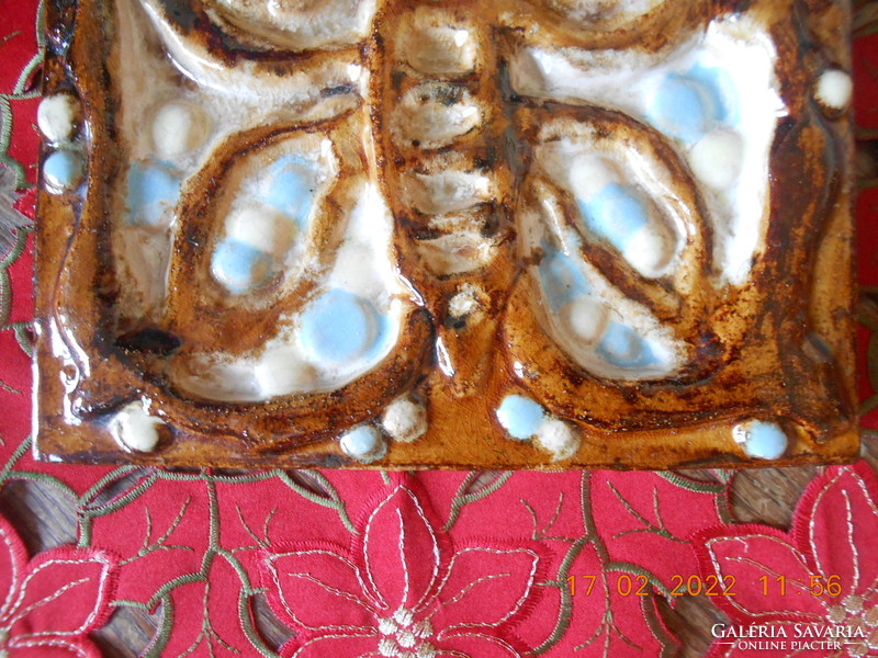 Zsolnay pirogránit pillangós falikép