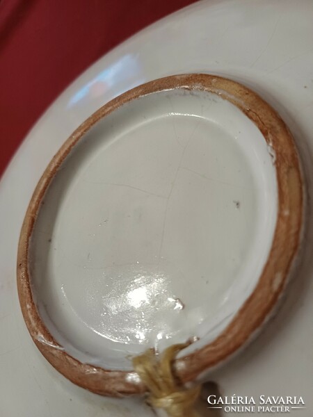 Szépséges Krajtsovits Margit falikerámia.