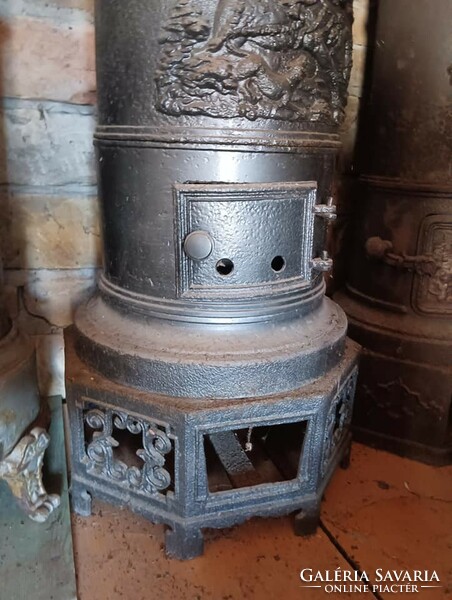 Rarity !!! 2 1880 column stoves, iron stoves from the Munkácsy foundry
