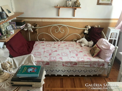 Sofa-bed with mattress! Metal frame, for a girl's room