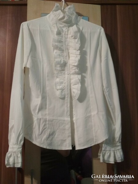 New, never used women's blouse, very beautiful!!
