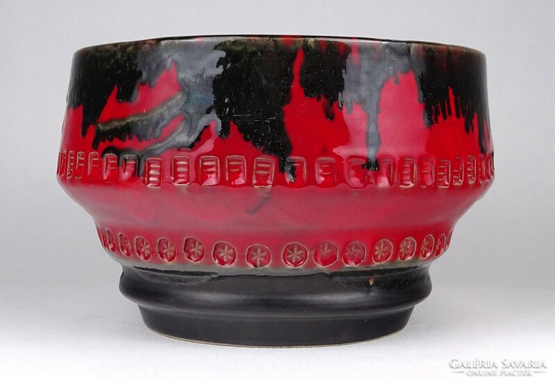 1O896 laboratory mónica: red black ceramic bowl