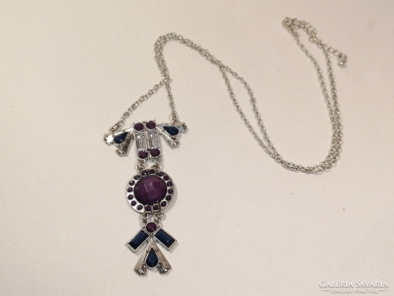Purple elegant pendant (240)