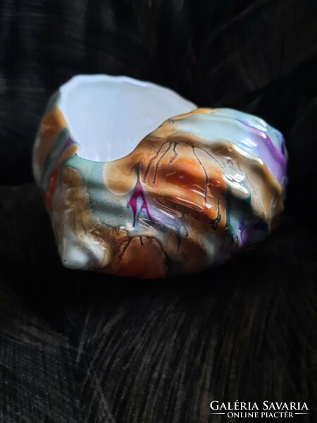 Painted ceramic shell