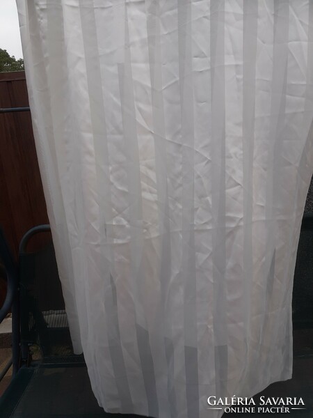 White curtain. 230X150 cm