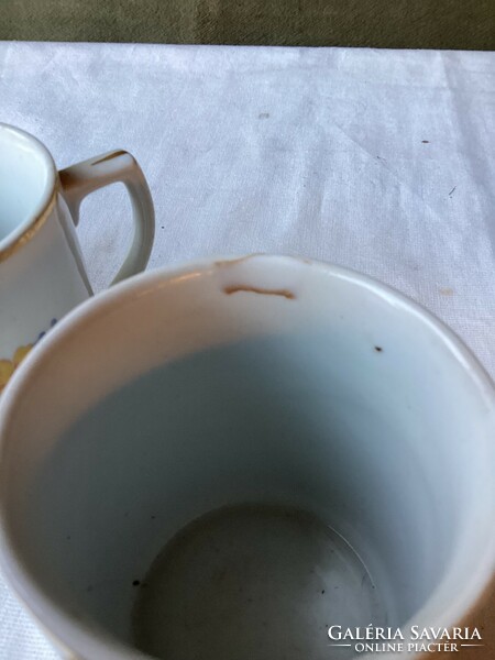 Four drasche porcelain mugs.