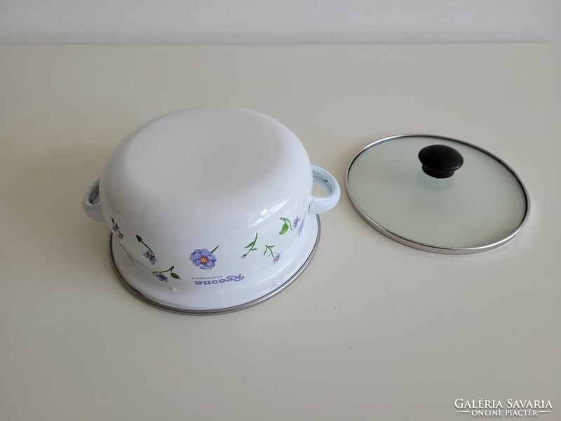 Flower-patterned enamel small-sized children's footed pot with glass lid 0.7 liters