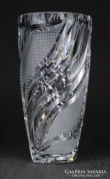 1O844 old polished lead crystal vase 15 cm