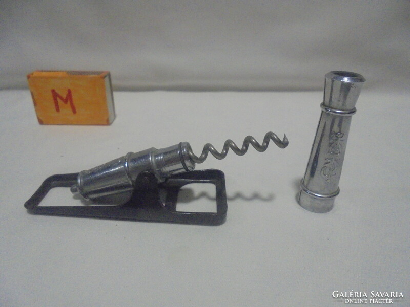 Retro cannon-shaped corkscrew and bottle opener in one