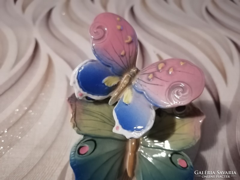 Ens porcelain butterflies