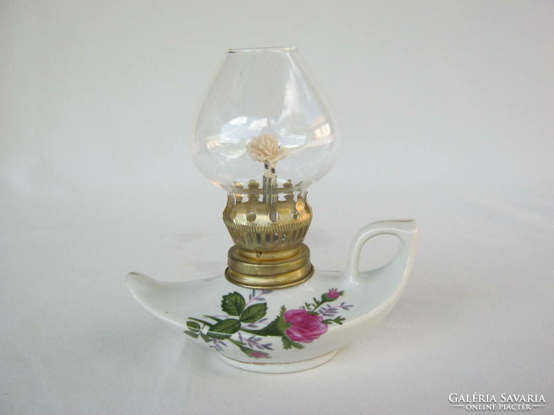 Pink porcelain small kerosene lamp