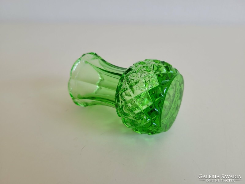 Régi üvegváza cseh zöld kis váza