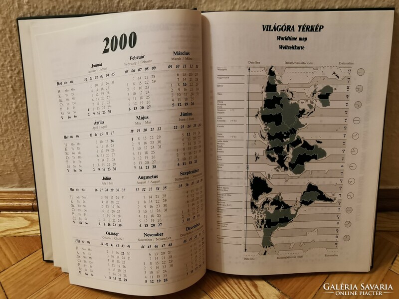 2000-ik év naptár | Nincs bele írva! | 27,5*19,5 cm | Sötétzöld