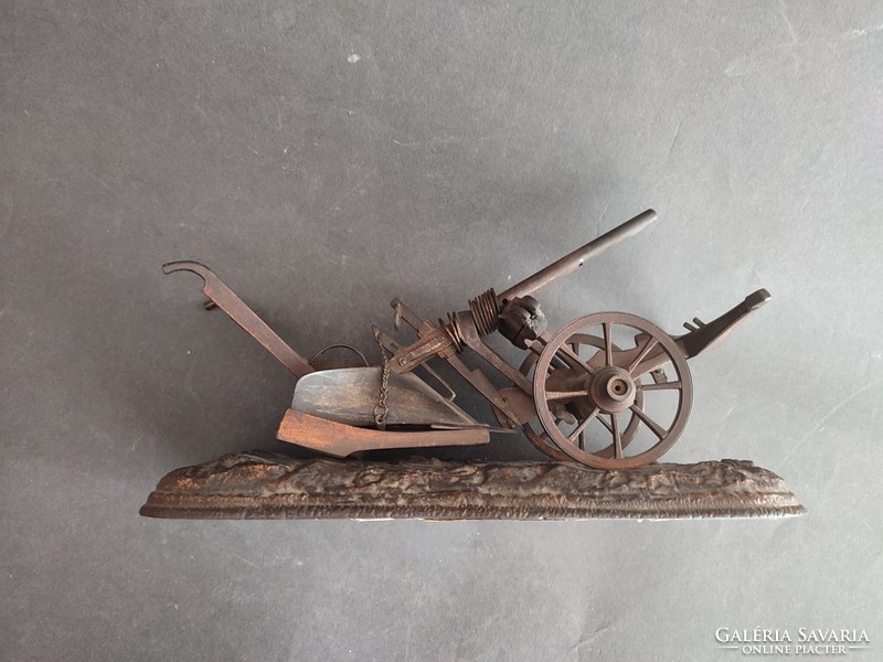 Antique bronze plow model table decoration - ep