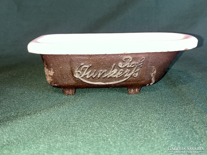 Junkers buderus cast iron enameled advertising tub. 1920 - 1930 (F0001)