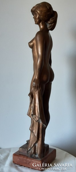 Béla Domonkos: Venus of Érd (1973), huge bronze nude sculpture, 52 cm