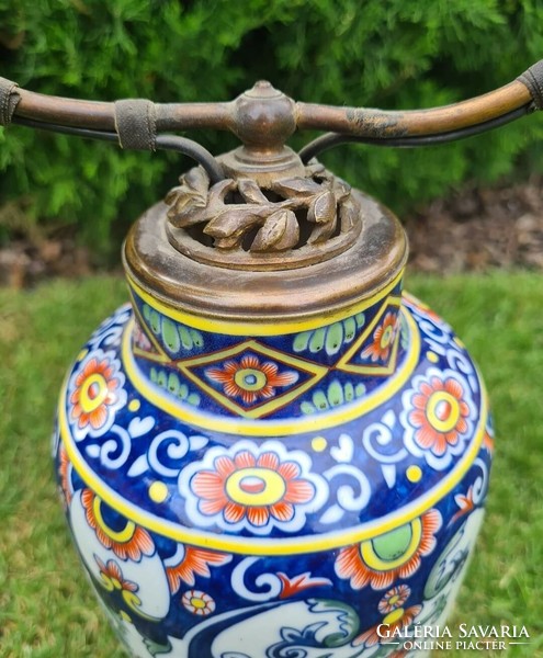 Art Nouveau table lamp with a porcelain body