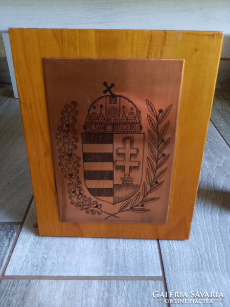 Elegant copper plate with Hungarian coat of arms on a wooden back
