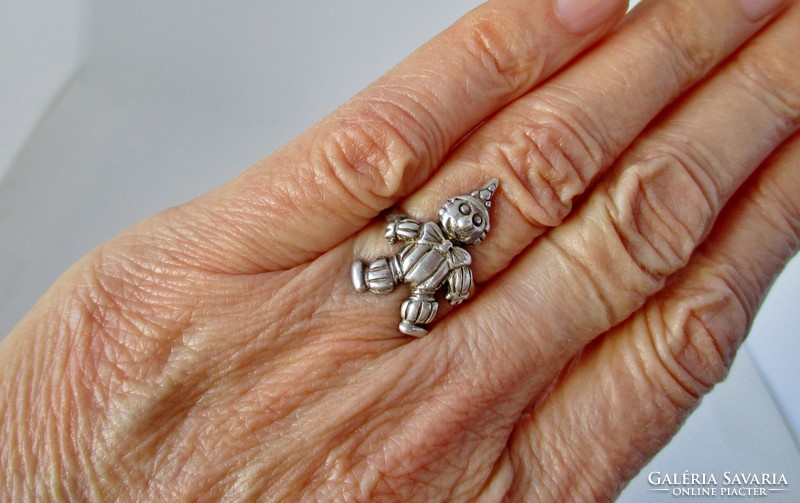 Beautiful handmade clown silver ring